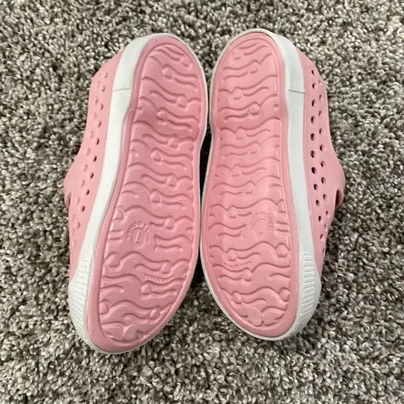 Native doups - Picture 3 of 3